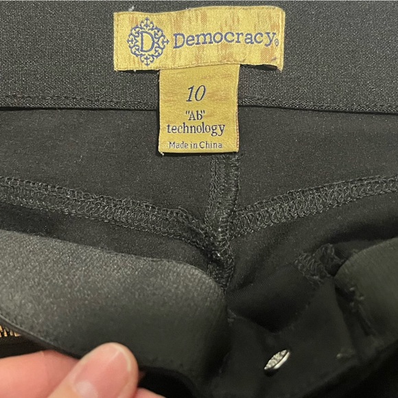 Democracy ‘Ab’ Technology Slim Black Pants - Picture 3 of 6
